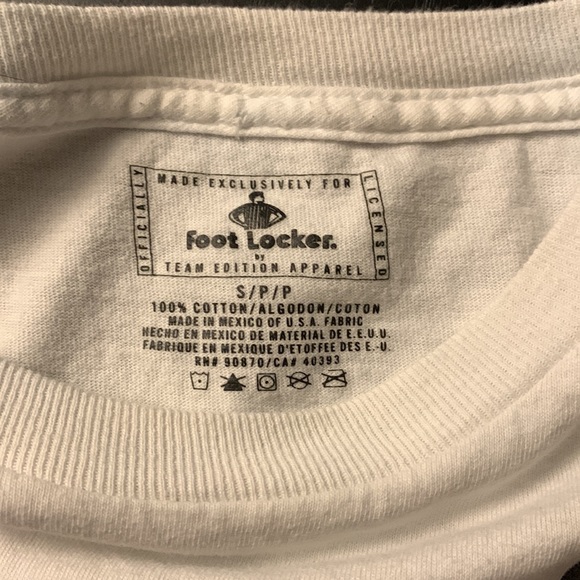 Footlocker UNC t shirt size s - Picture 4 of 4